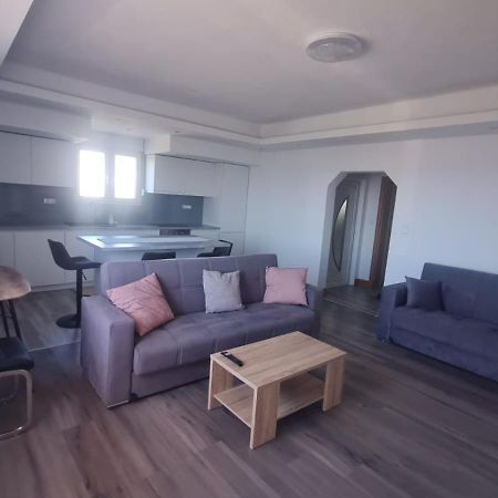 Apartmani Sandra Kastela Luaran gambar