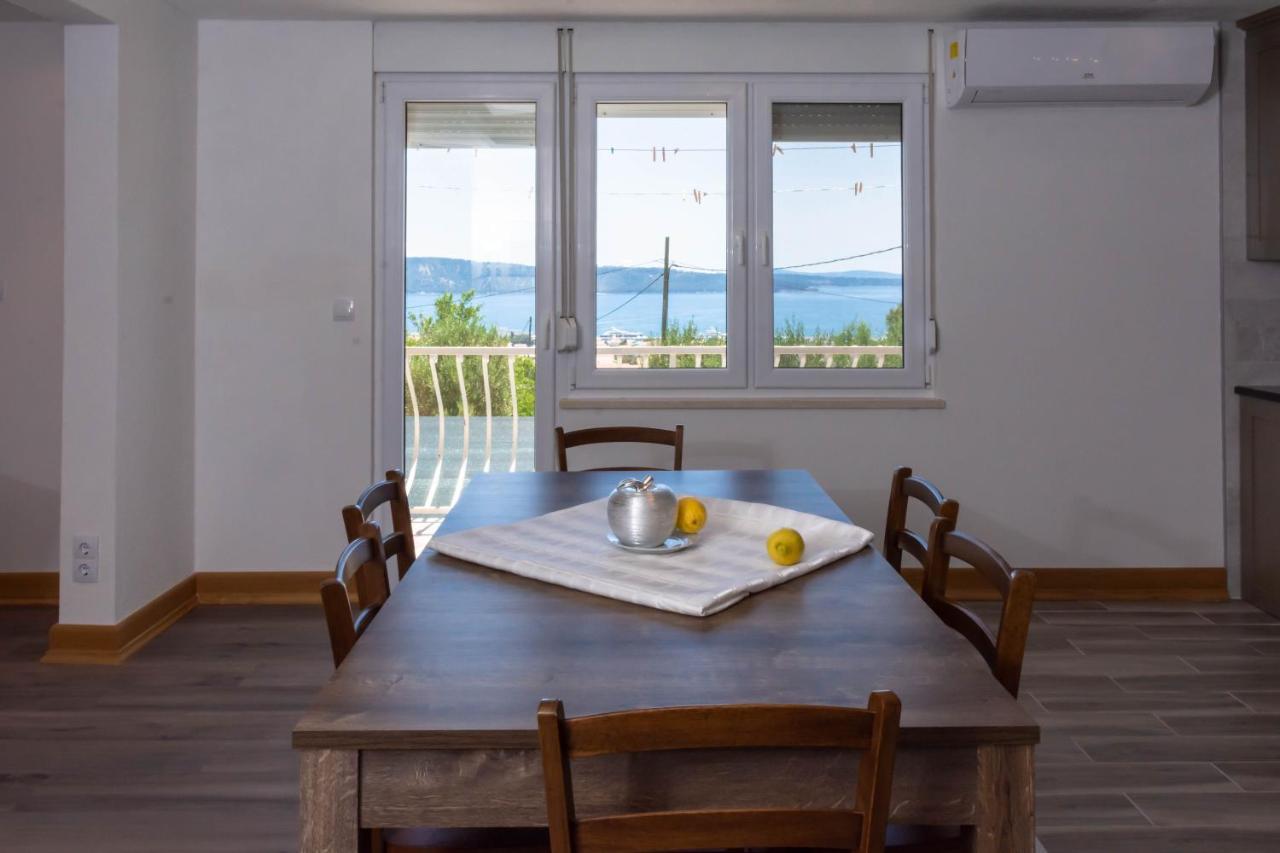 Apartmani Sandra Kastela Luaran gambar