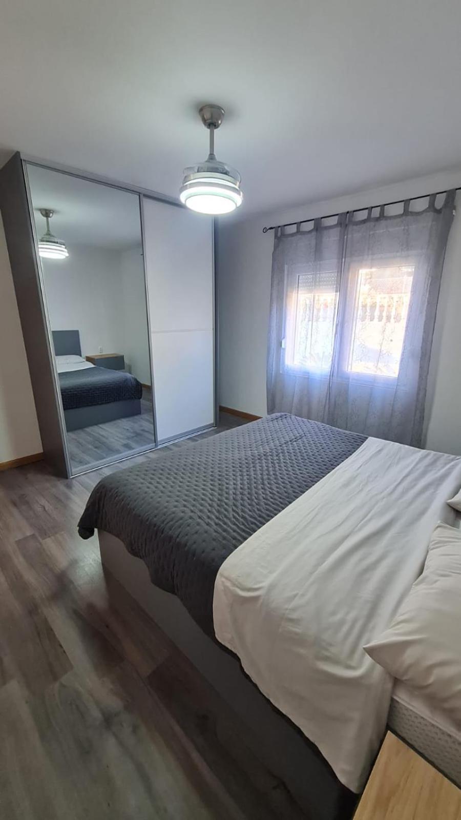 Apartmani Sandra Kastela Luaran gambar